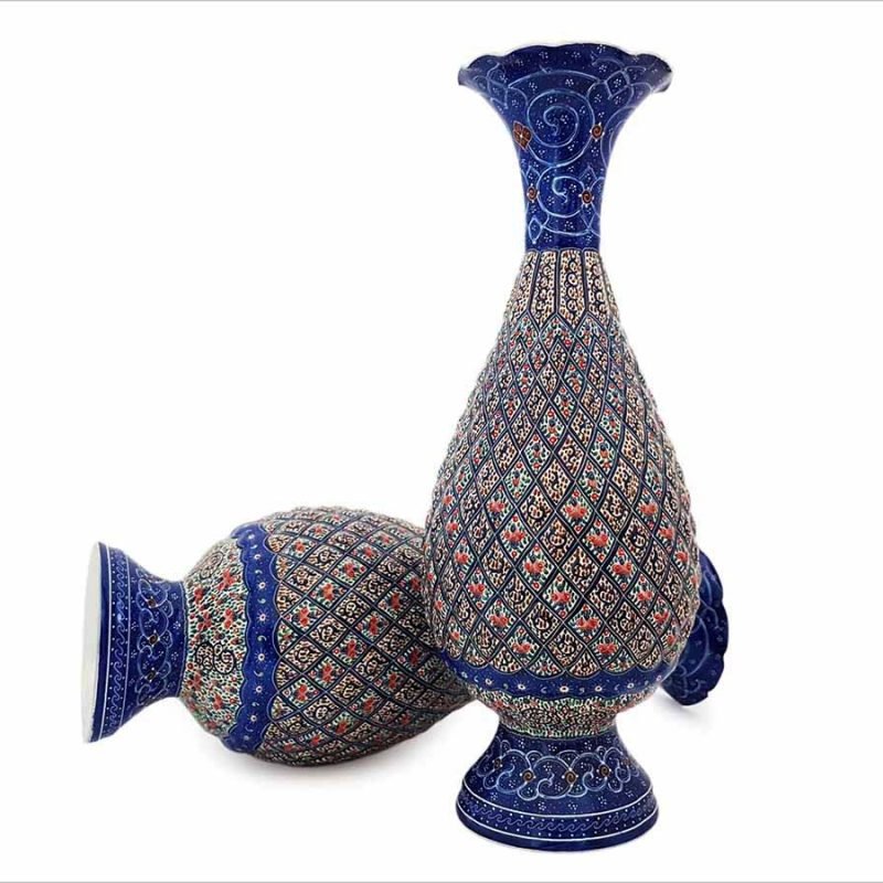 25 cm Persian Minakari Vase with intricate floral patterns from Isfahan.