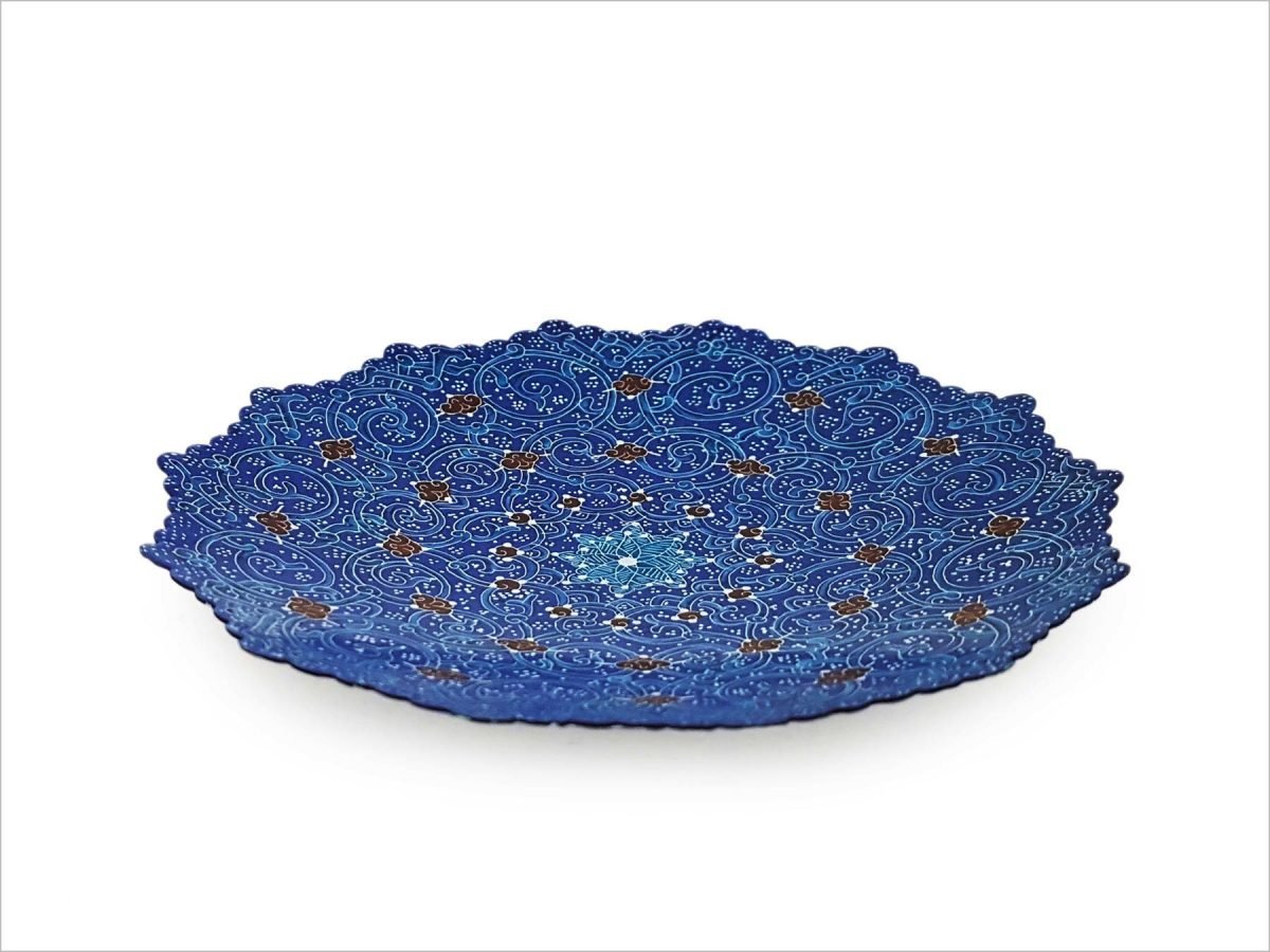 Set of three handcrafted Minakari plates in varying sizes, each adorned with intricate azure blue arabesque patterns.