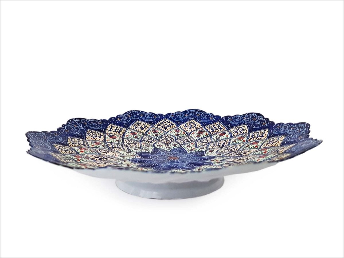 A 16cm Minakari Decorative Plate featuring exquisite arabesque and Islimi motifs in vibrant colours, reflecting the depth of Persian artistry.