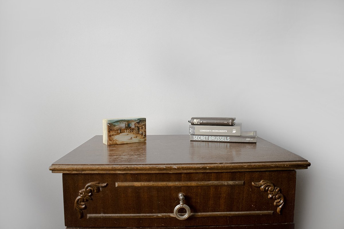 Marble Jewellery Box Is Masterfully Decorative With Persian Gilding. The Design Features One Of The Most Iconic Tourists Attraction In Isfahan City.